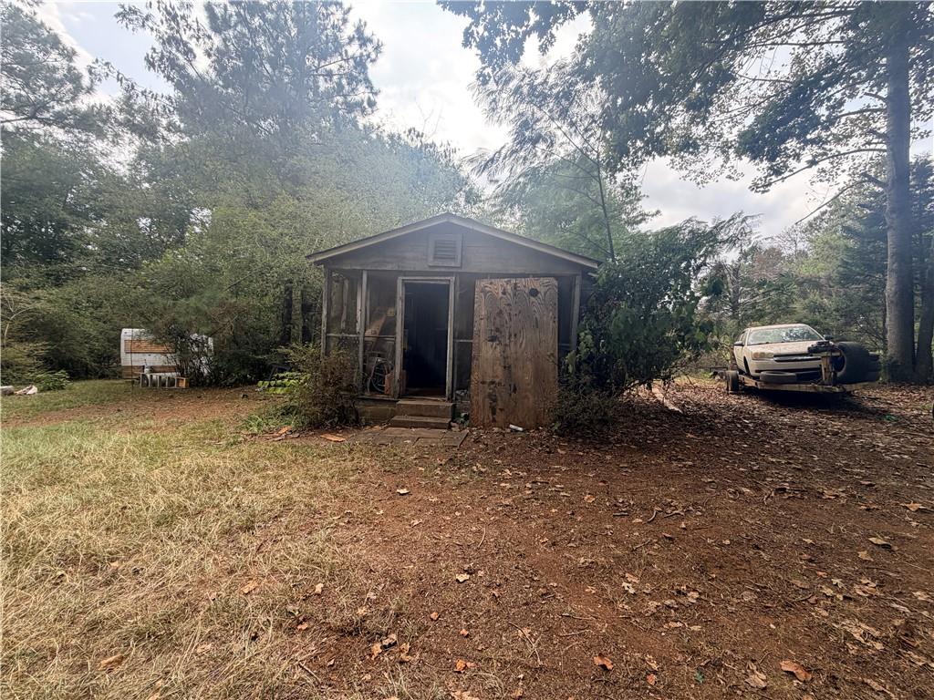 81 Andrew Road Property Photo 1