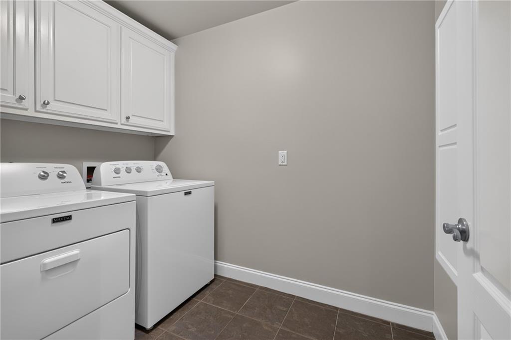 2640 Long Pointe Property Photo 45