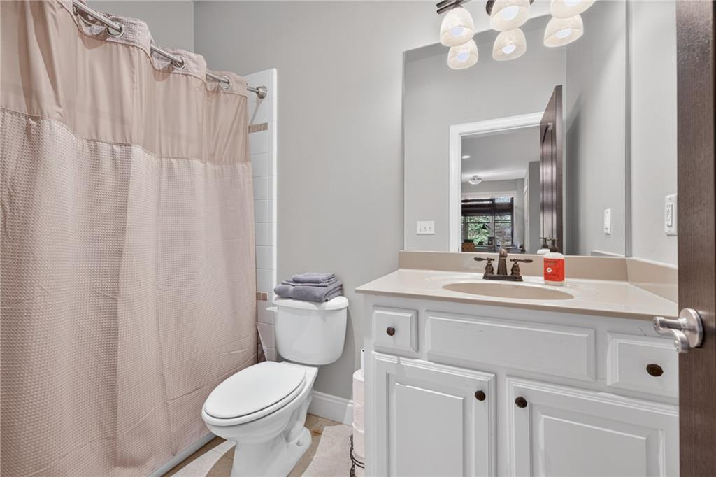 2640 Long Pointe Property Photo 64