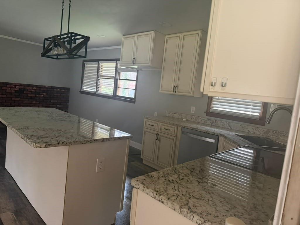 803 S Red Rock Road Property Photo 4
