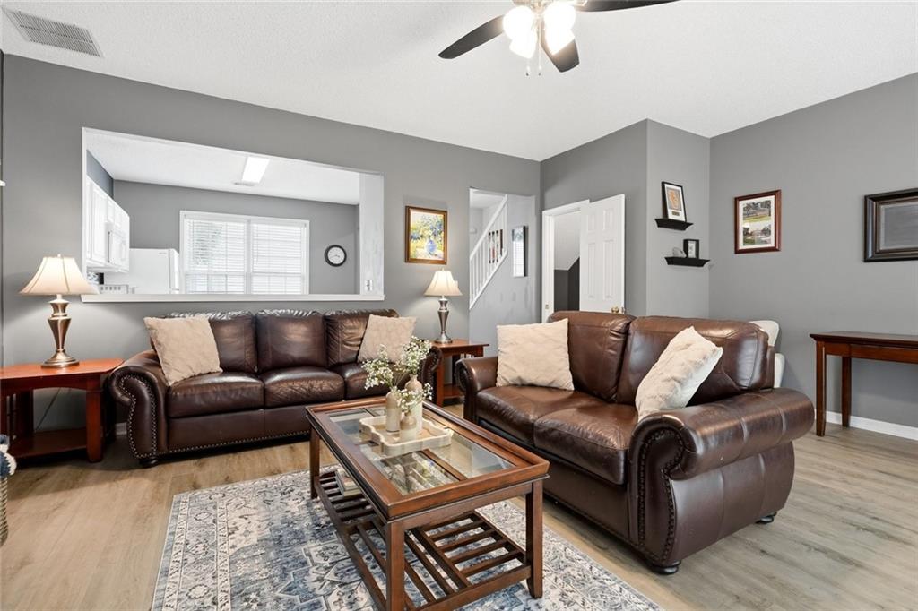 4079 Howell Park Road Property Photo 5
