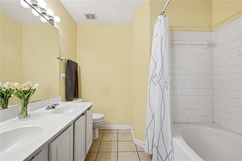 4079 Howell Park Road Property Photo 20