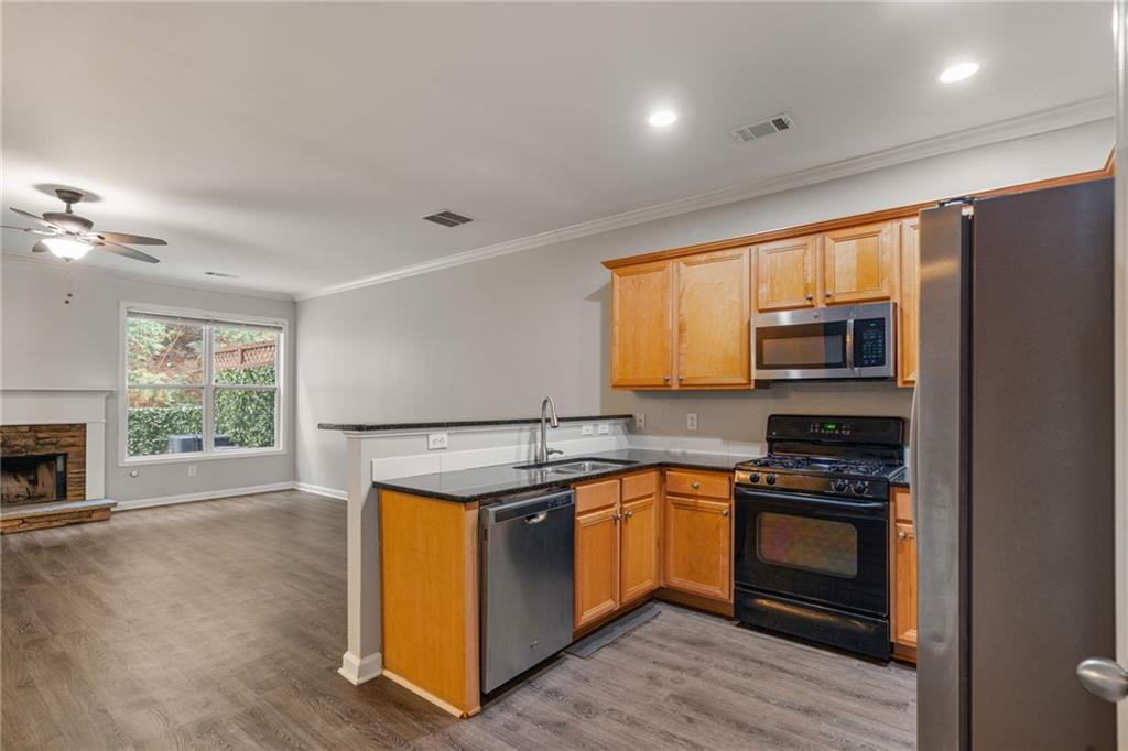 1030 Firethorne Pass Property Photo 3