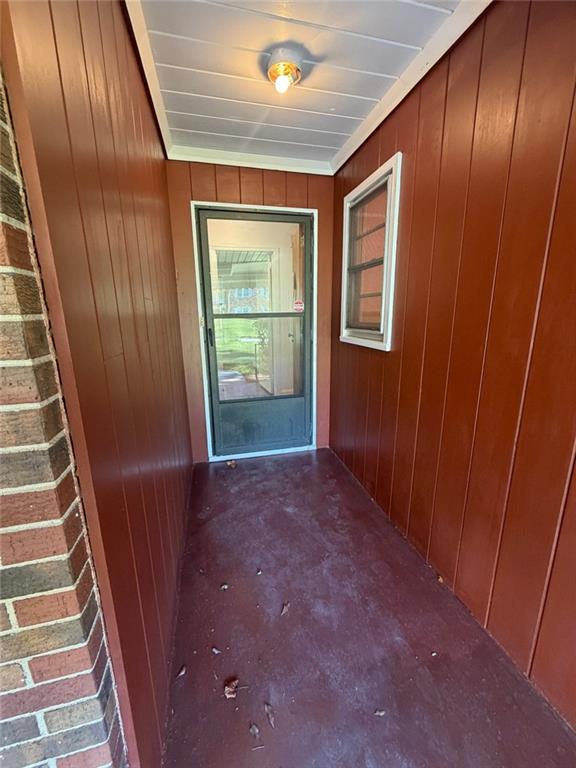 4455 Hillpine Road Property Photo 7
