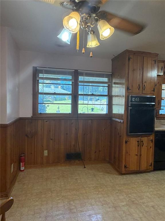 4455 Hillpine Road Property Photo 10
