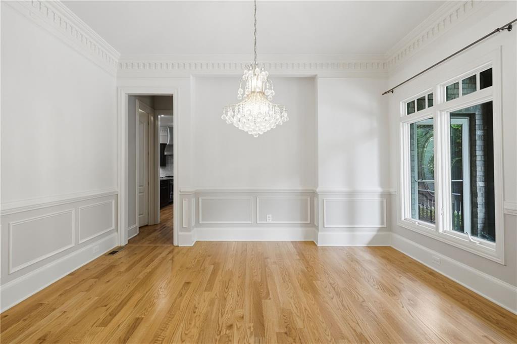 6295 Windward Parkway Property Photo 22