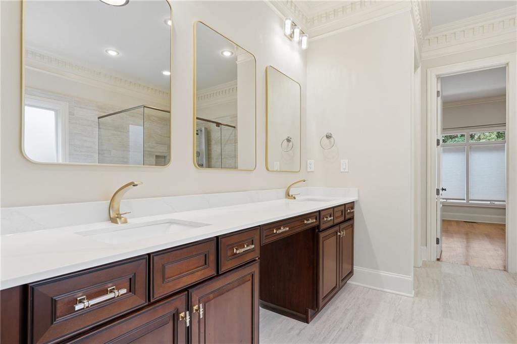 6295 Windward Parkway Property Photo 34