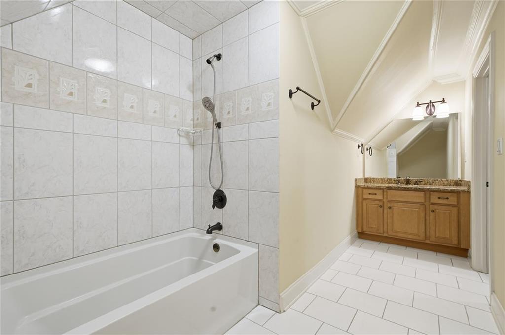 6295 Windward Parkway Property Photo 54