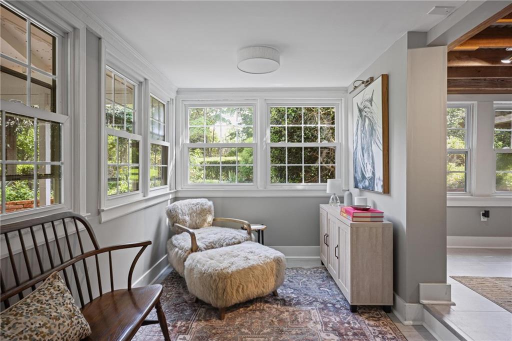 45 Michelle Circle Property Photo 14