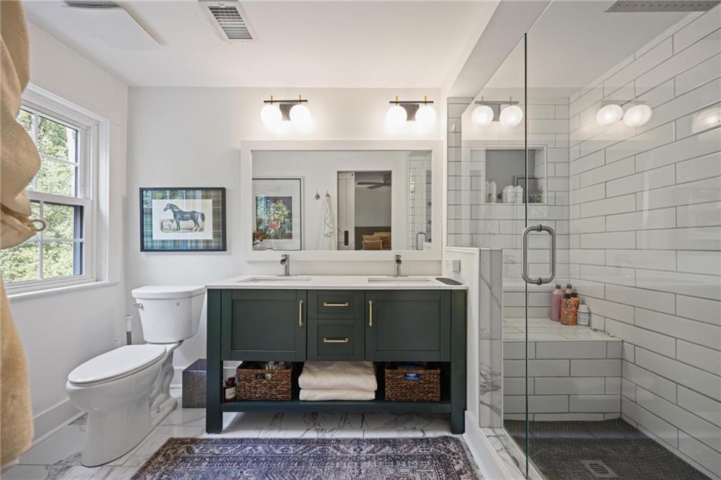 45 Michelle Circle Property Photo 20