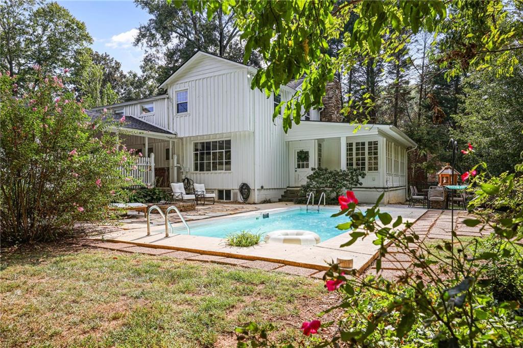 45 Michelle Circle Property Photo 33