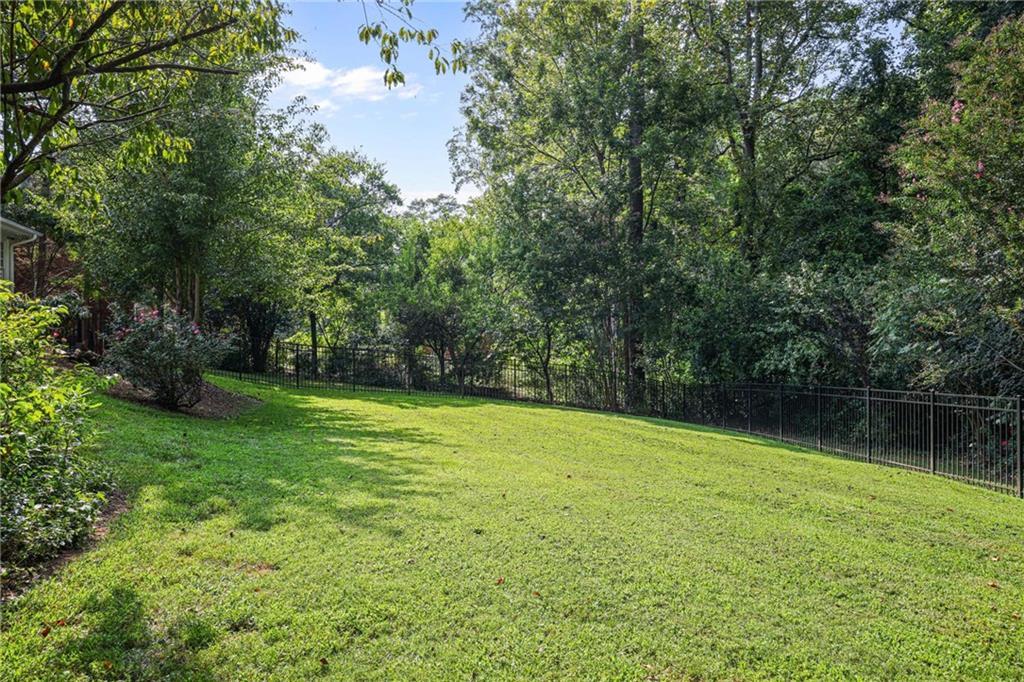 45 Michelle Circle Property Photo 34
