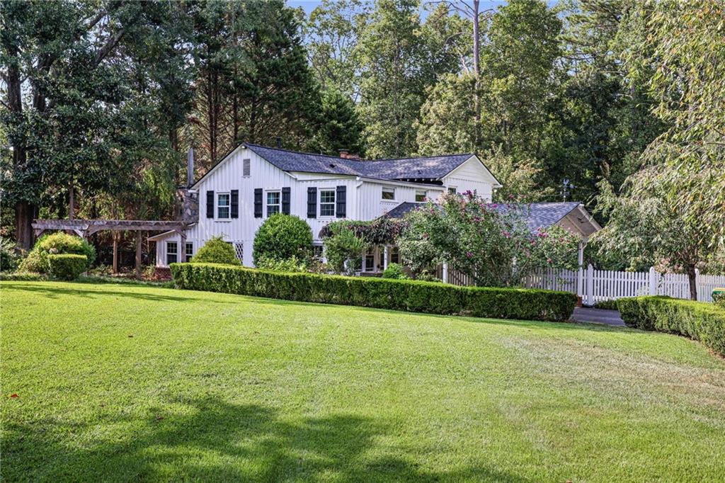 45 Michelle Circle Property Photo 37