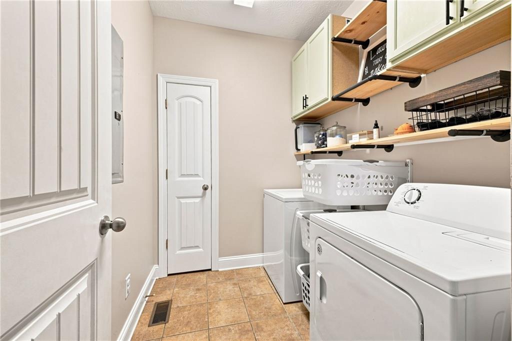 30 Willow Leaf Drive Property Photo 18
