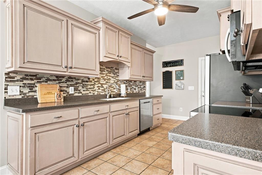 30 Willow Leaf Drive Property Photo 21