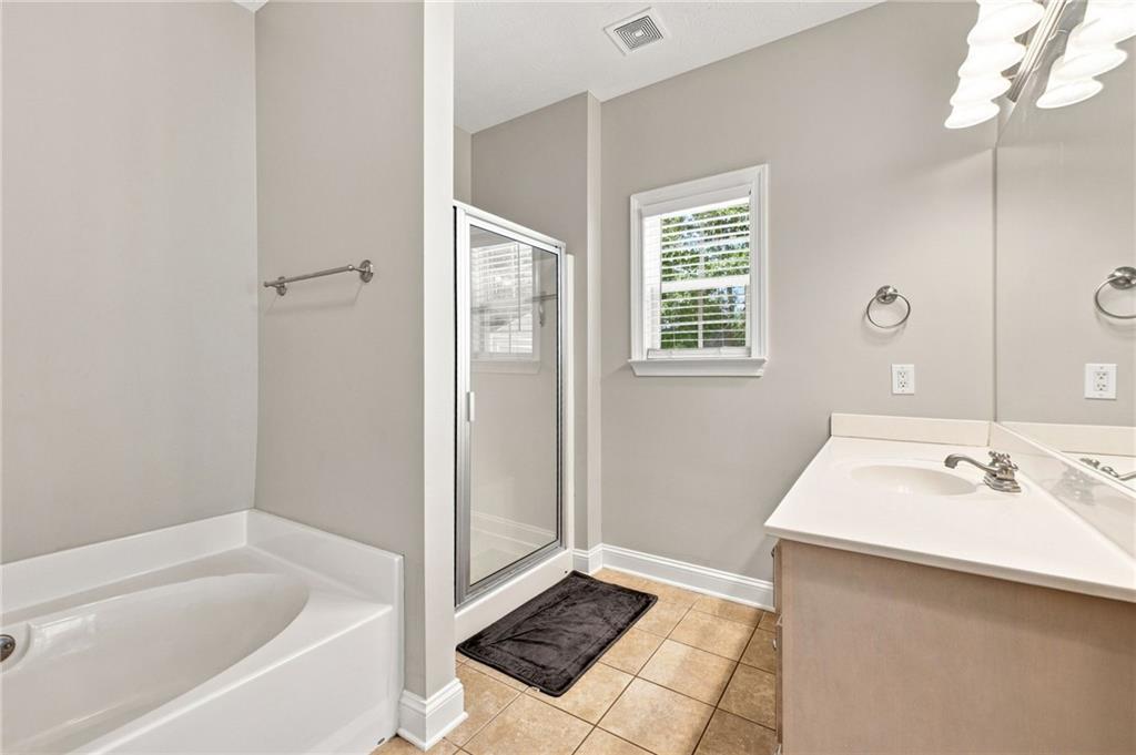 30 Willow Leaf Drive Property Photo 32