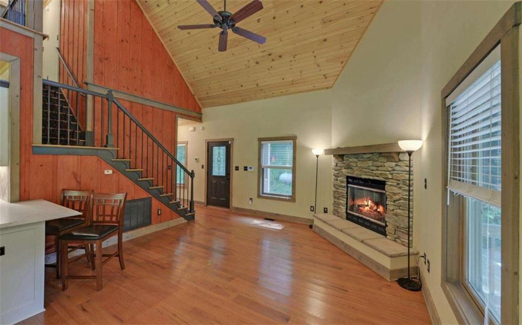1374 Lucius Road Property Photo 2