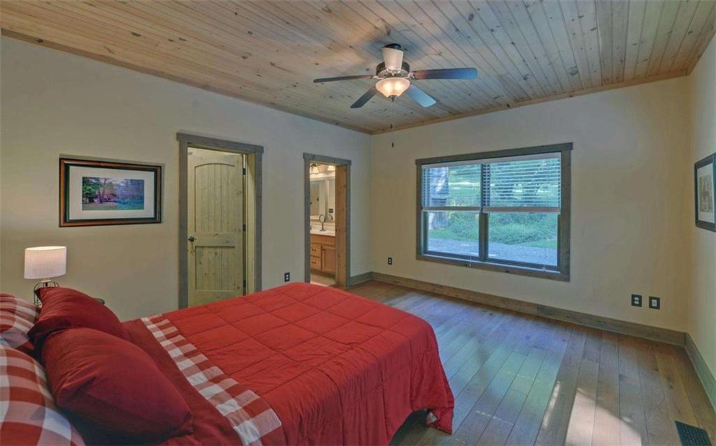 1374 Lucius Road Property Photo 5