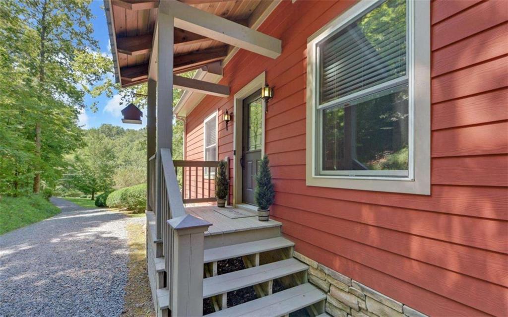 1374 Lucius Road Property Photo 8