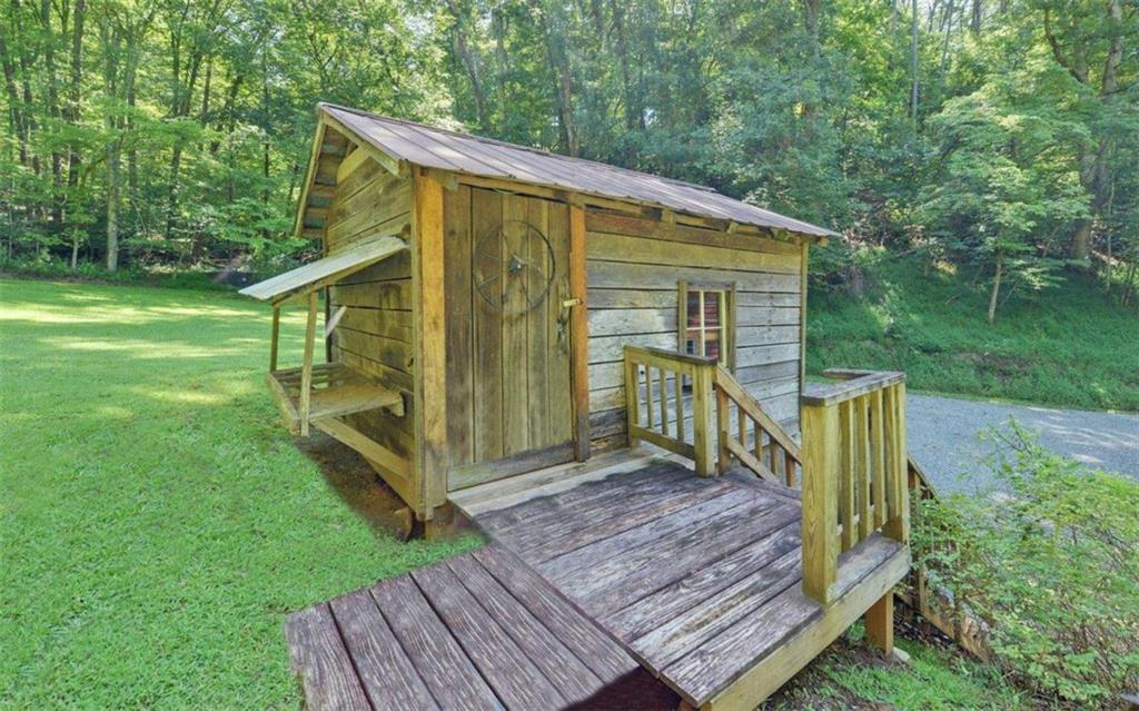 1374 Lucius Road Property Photo 46
