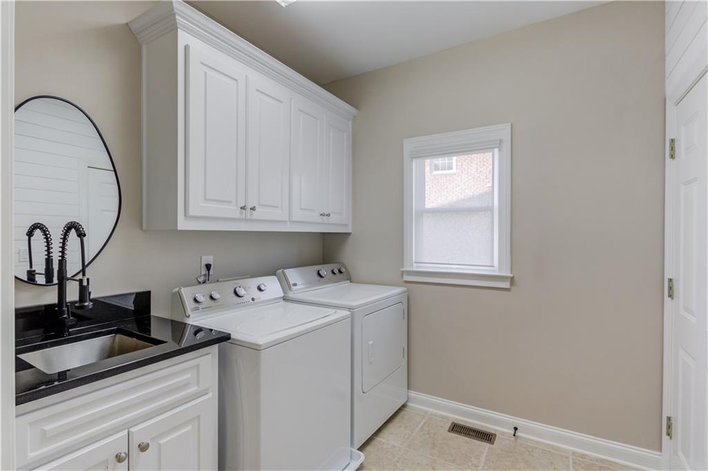 3418 Aberrone Place Property Photo 34