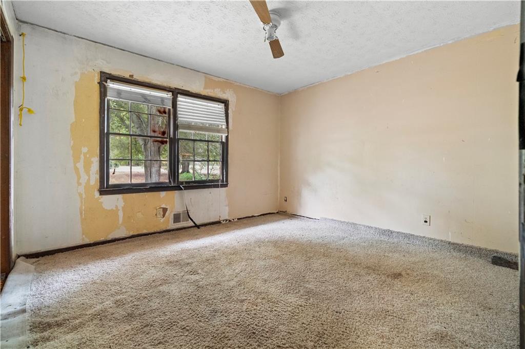 1031 Second Street Property Photo 9