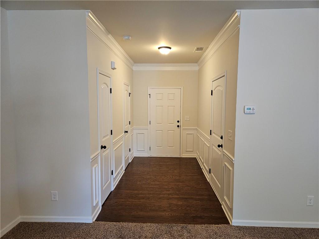 649 Oakside Place Property Photo 2