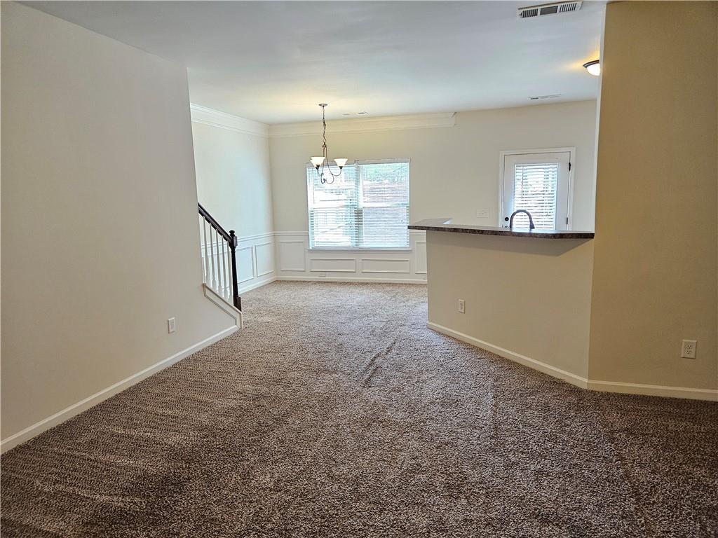 649 Oakside Place Property Photo 3