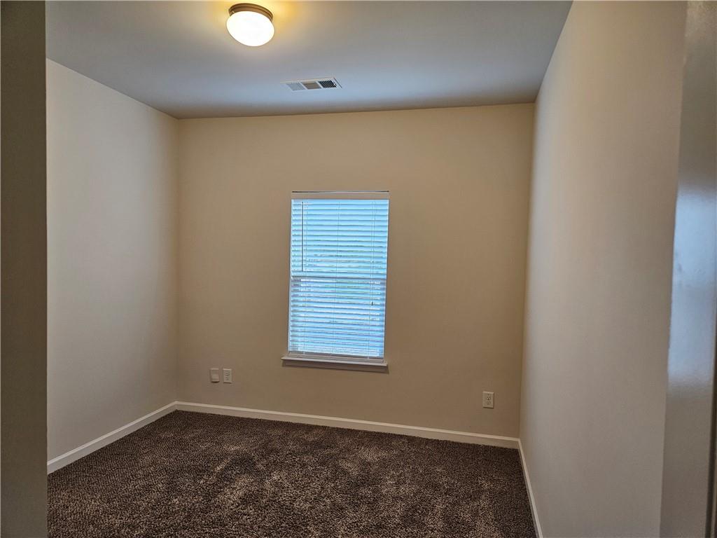 649 Oakside Place Property Photo 16