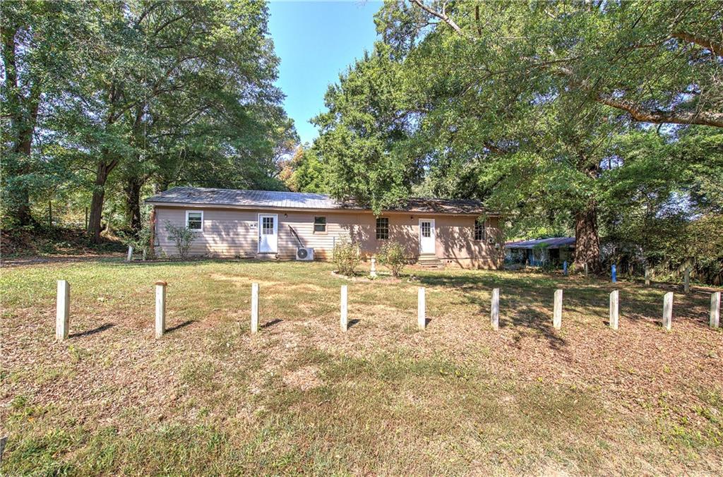 46 Young Street Property Photo 1