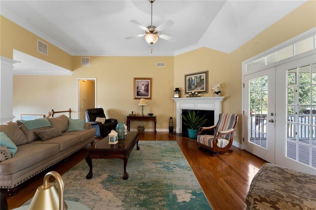 21 Prestwick Loop Nw Property Photo 13