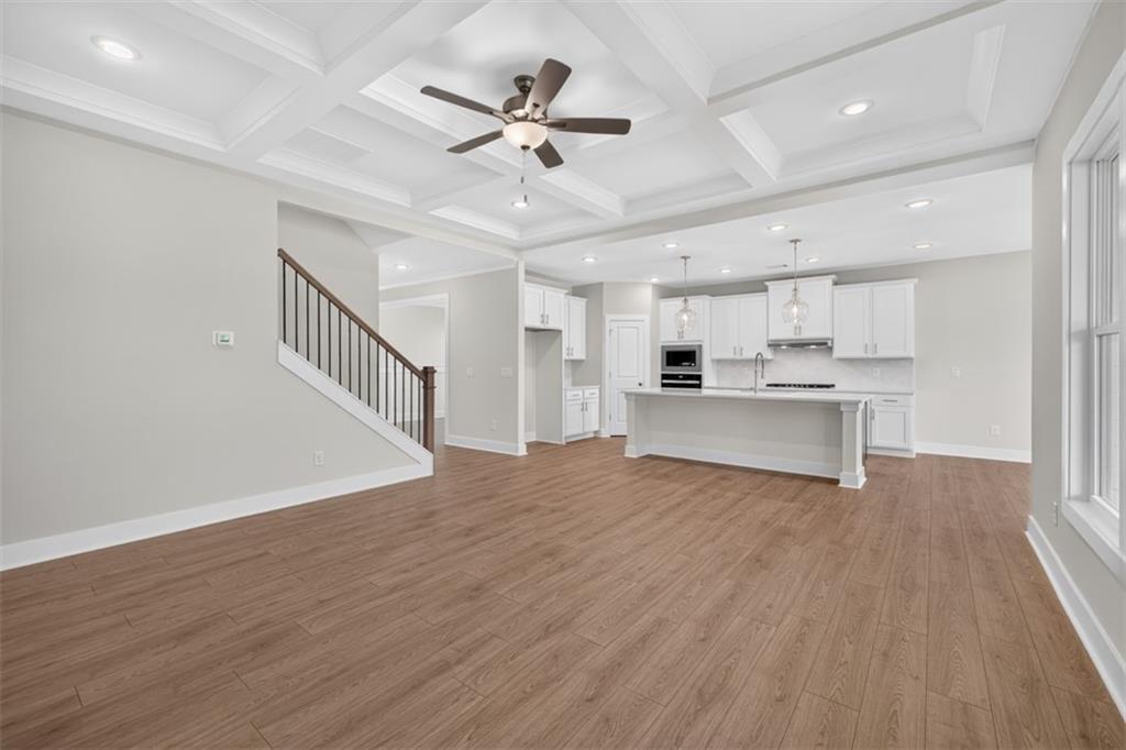 4775 E Reed Road Property Photo 10