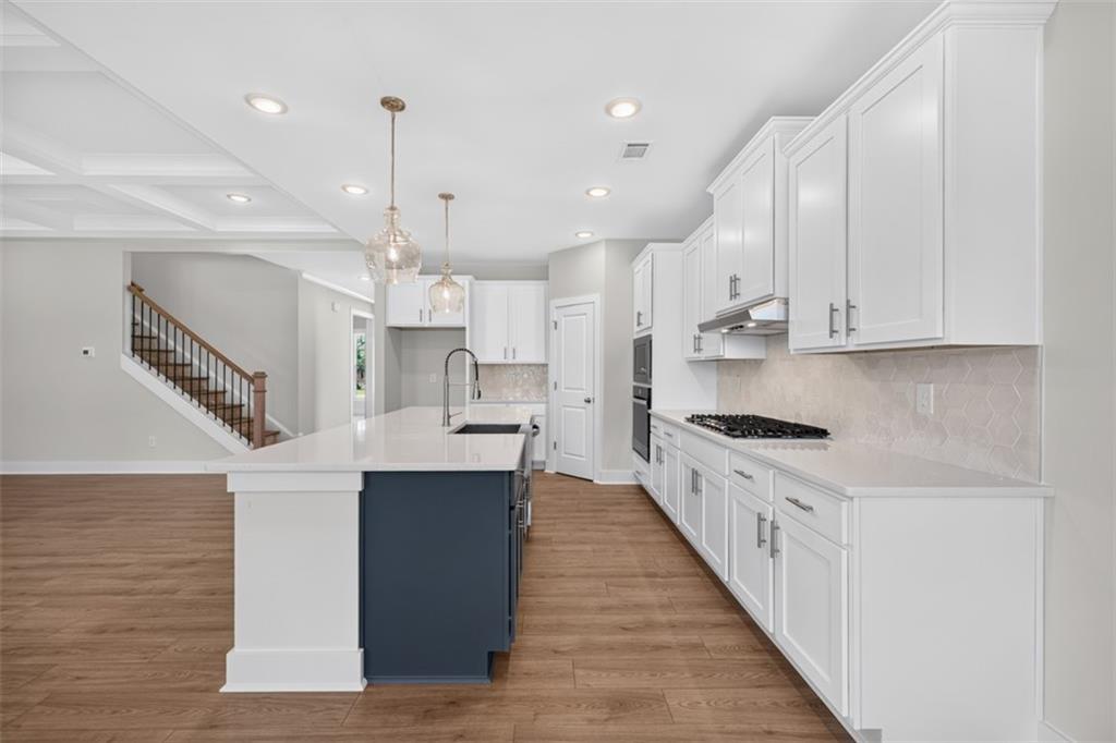 4775 E Reed Road Property Photo 13
