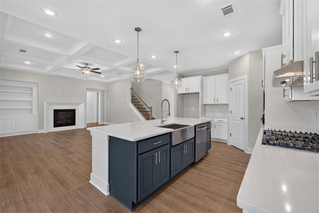 4775 E Reed Road Property Photo 14