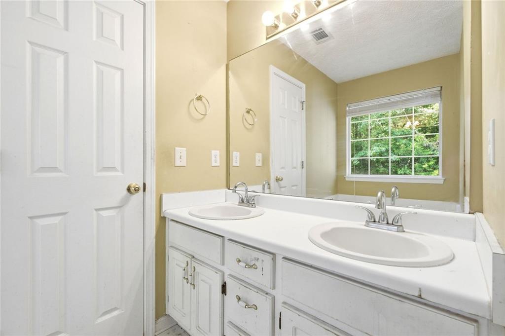 25 Mountainview Drive Property Photo 24