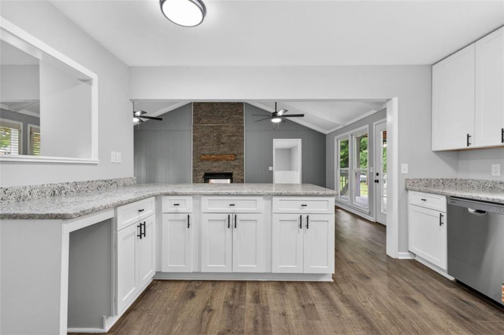 76 Willis Road Property Photo 13