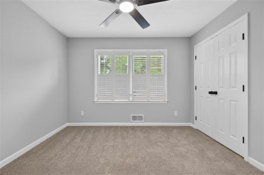 76 Willis Road Property Photo 16