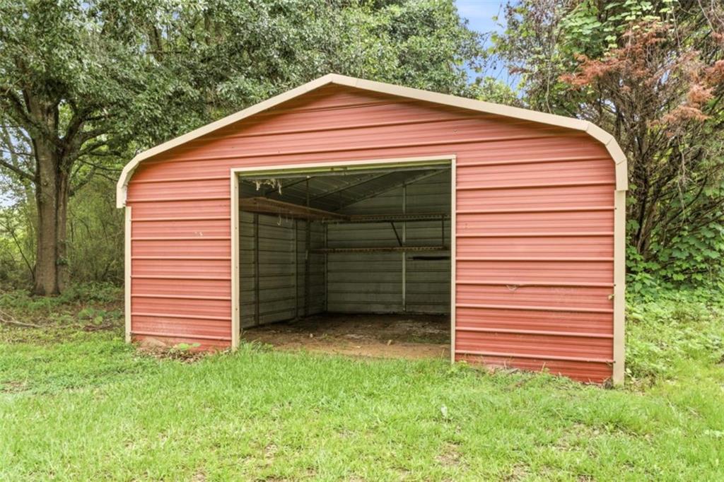76 Willis Road Property Photo 36