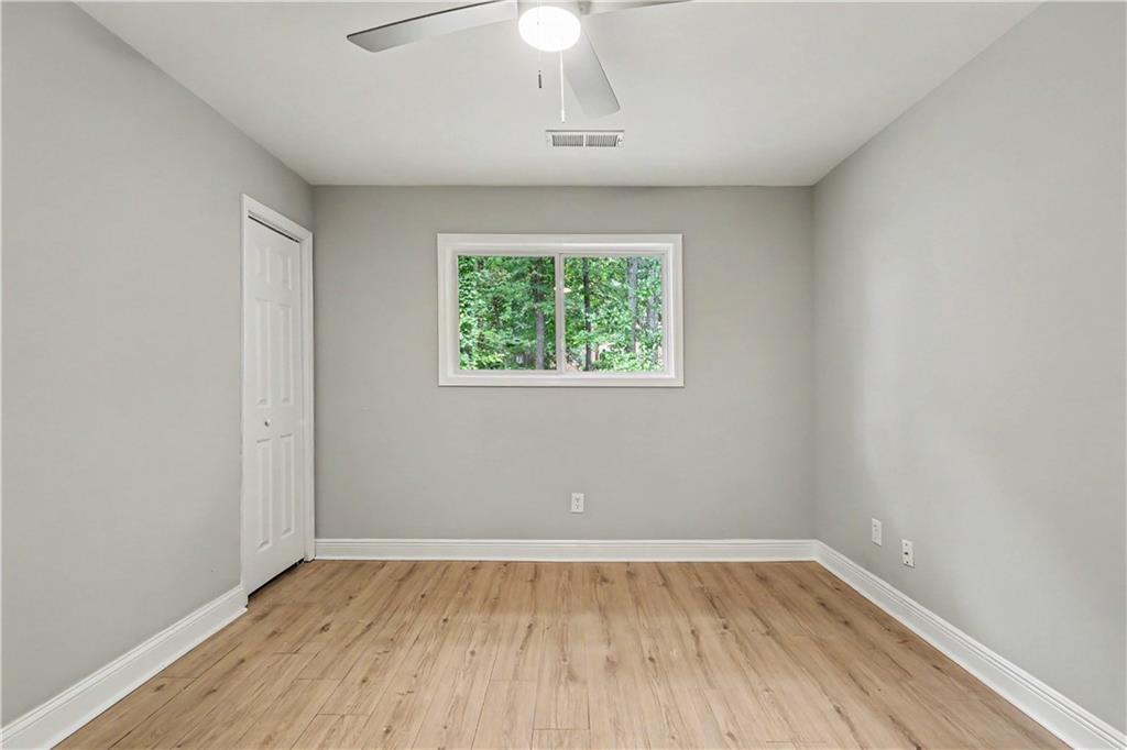 6010 Fieldcrest Drive Property Photo 20