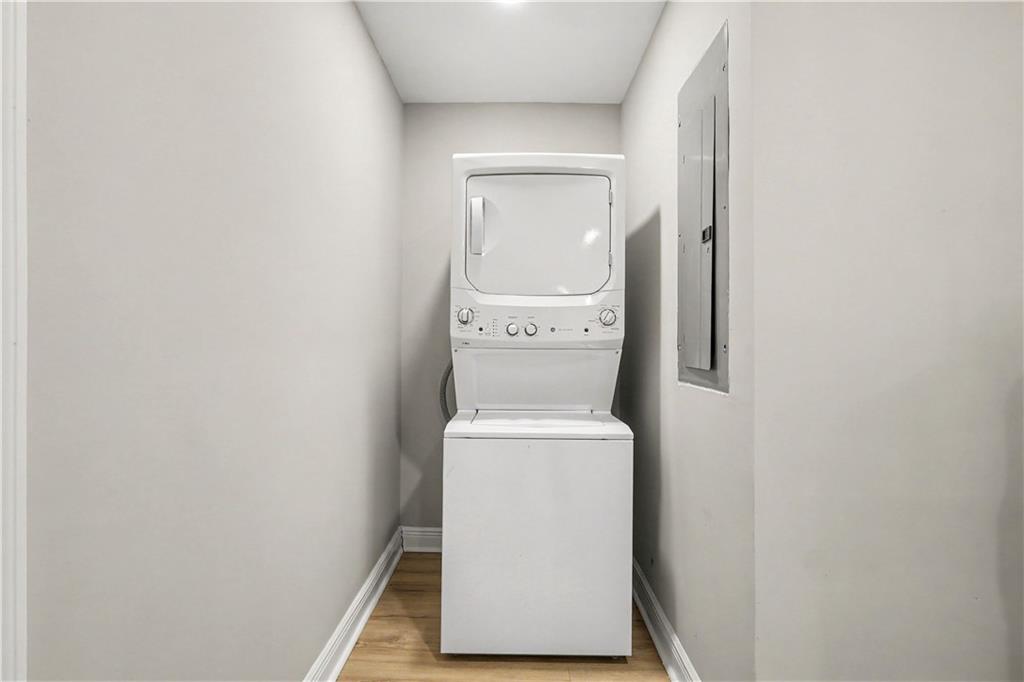 6010 Fieldcrest Drive Property Photo 28