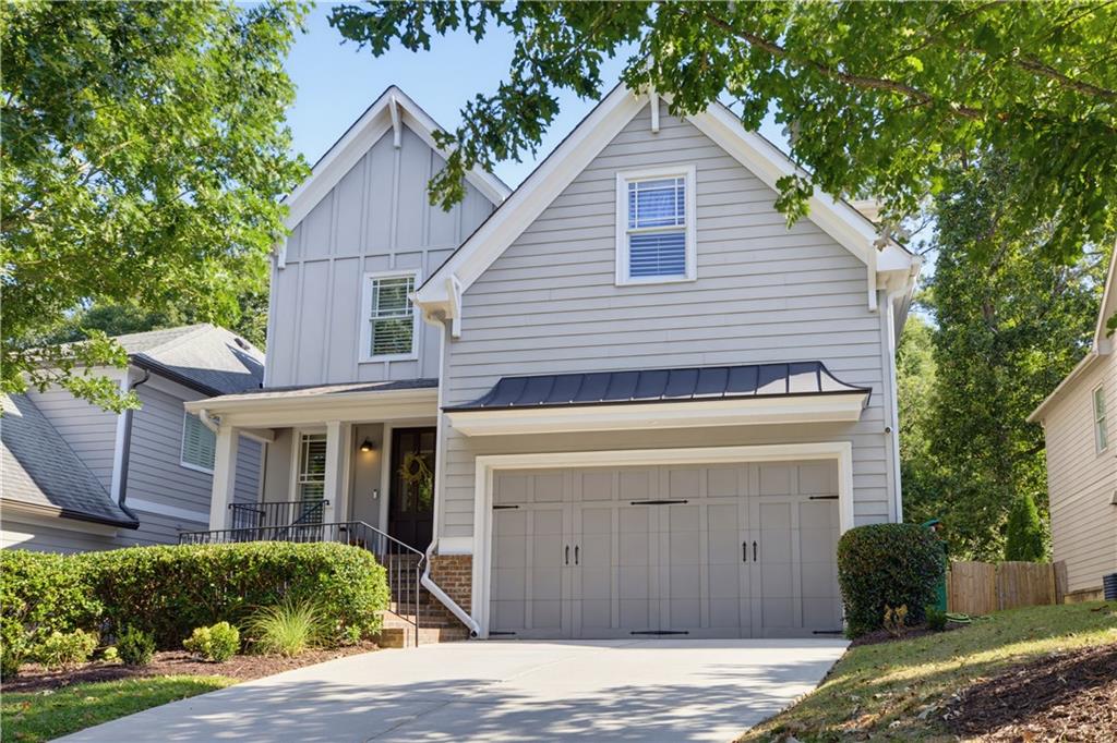 1090 Mendell Circle Ne Property Photo 1