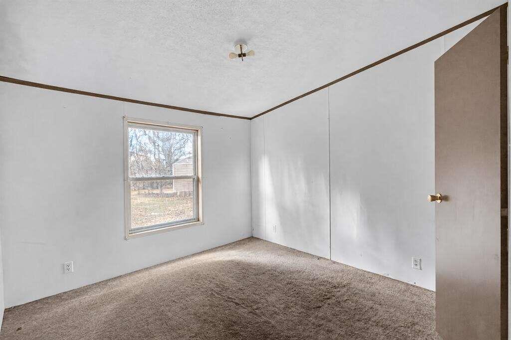 51 Summit Lane Property Photo 3