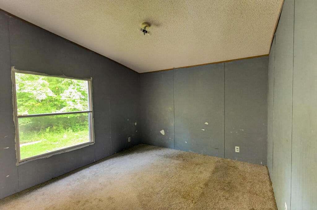 51 Summit Lane Property Photo 7