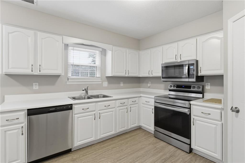 4281 Meadow Drive Property Photo 12