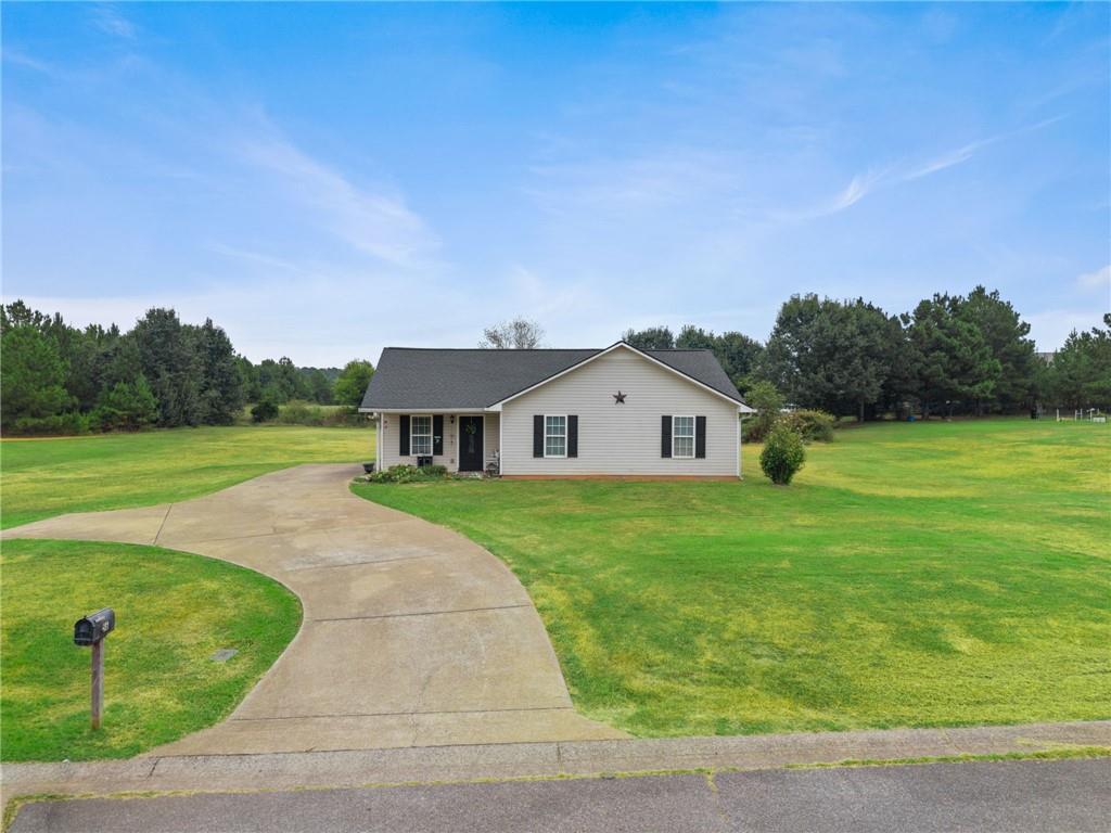 56 Stonegate Drive Property Photo 3