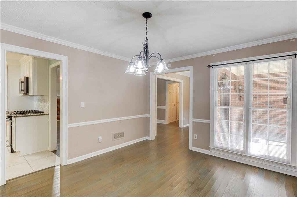 291 Shore Drive Property Photo 9