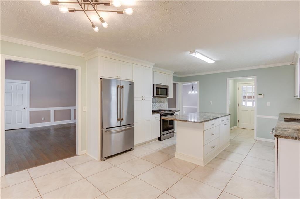 291 Shore Drive Property Photo 14