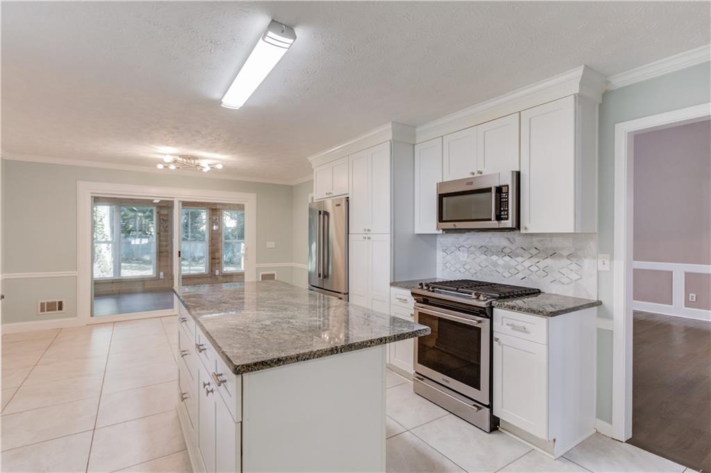 291 Shore Drive Property Photo 18