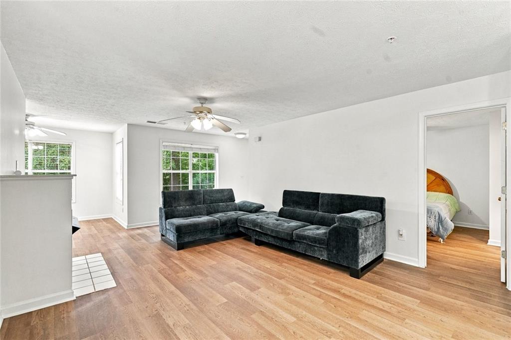305 Streamside Drive Property Photo 9