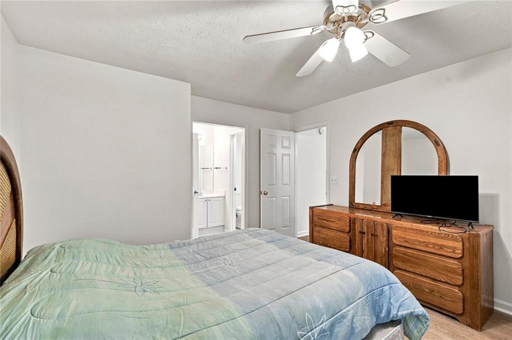 305 Streamside Drive Property Photo 16